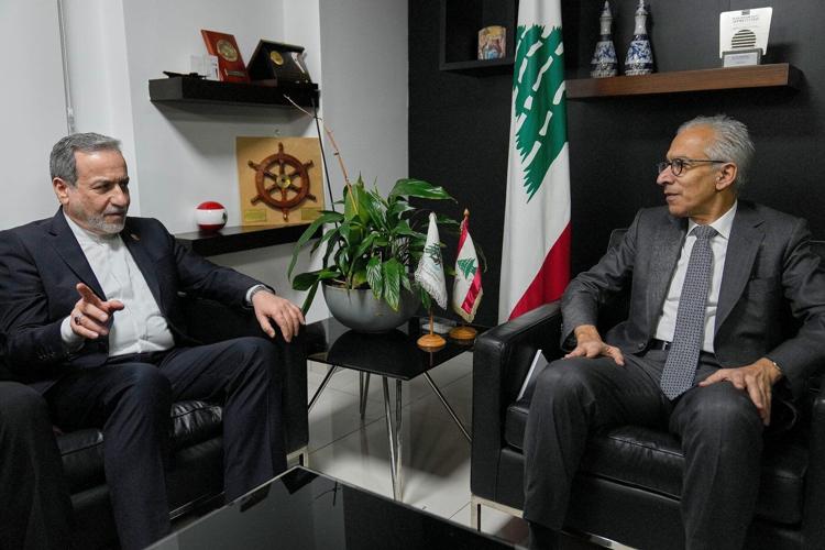 Iran 'does not desire a war but we are ready for it,' says foreign minister