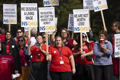 Nova Scotia hospital administrative staff vote to accept new collective agreement