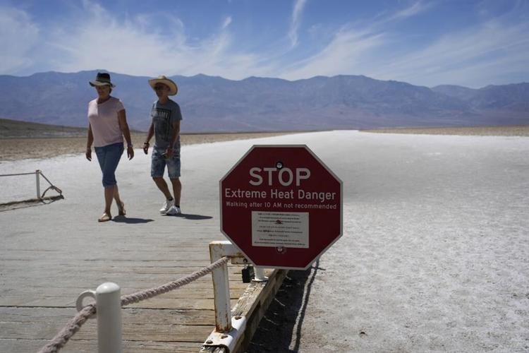 Southern California hiker, 71, dies after trek in blistering Death Valley heat