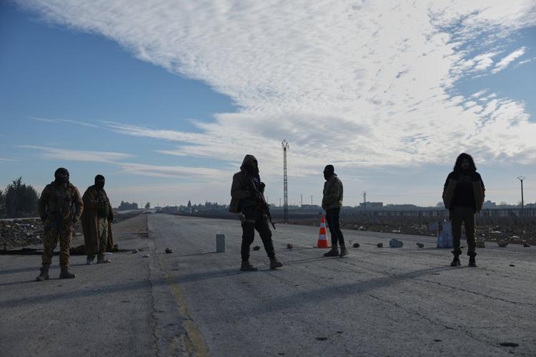 Civilians flee on foot as Syrian military offensive looms east of Aleppo