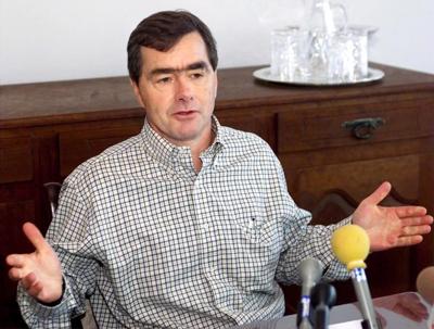 Un maire de Terre-Neuve qui a voyagé dans un jet privé dit n'avoir rien fait de mal