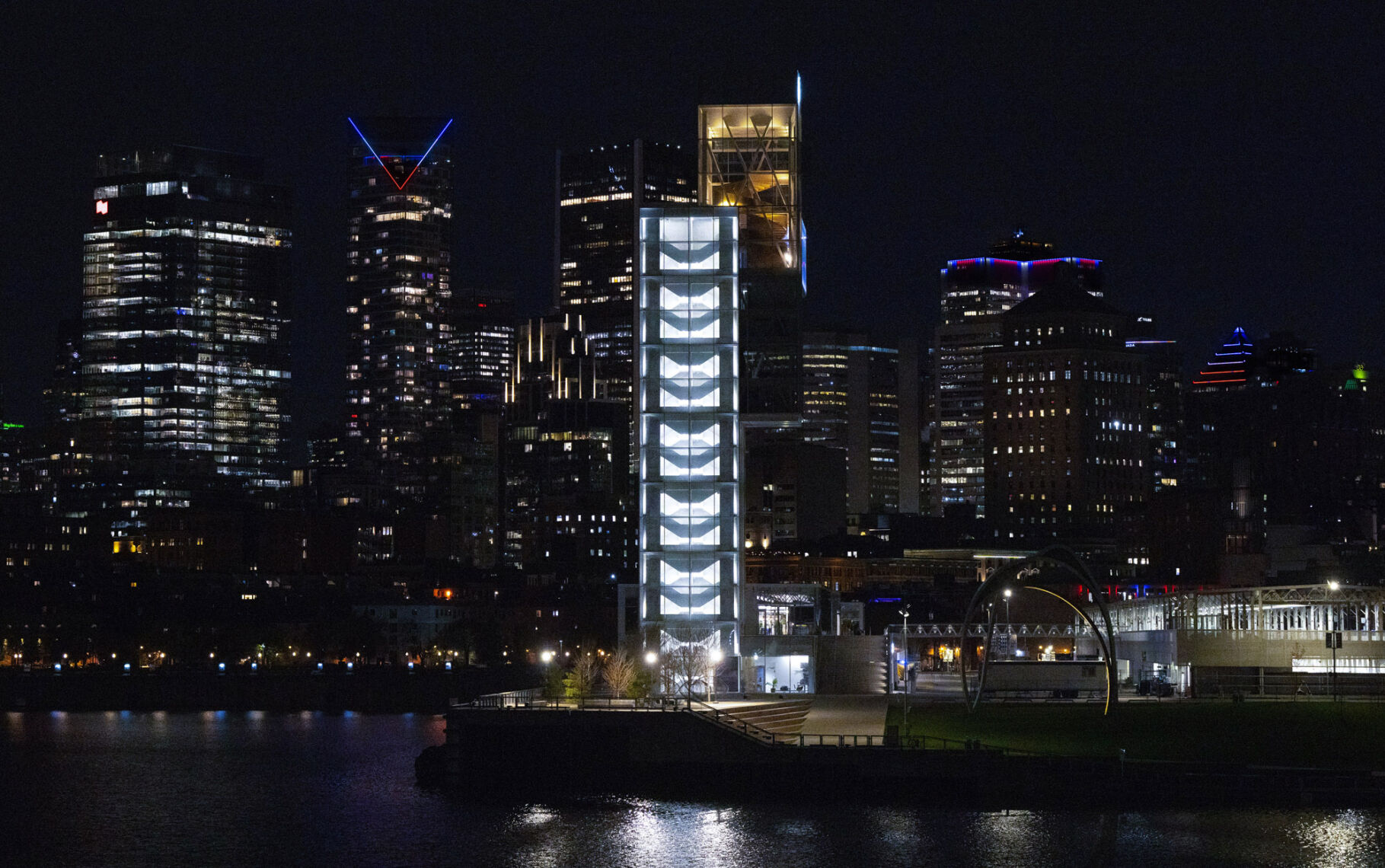 Photo-Gallery-HKN-Canadiens-Lights 09