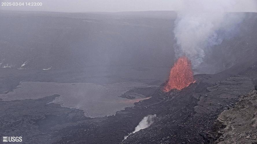Lava fountain height soars in latest episode of Hawaii volcano eruption