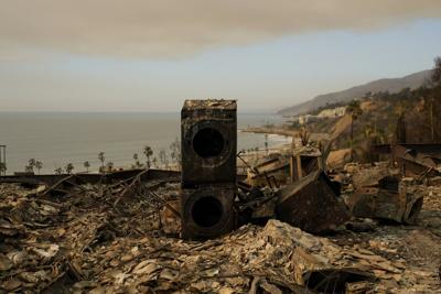 Minister says dozens of firefighters from Alberta and B.C. to deploy in California