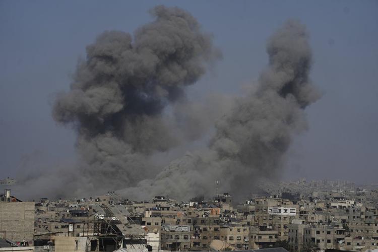 4 Palestinians shot dead by Israeli forces while seeking aid near Gaza City, witnesses say