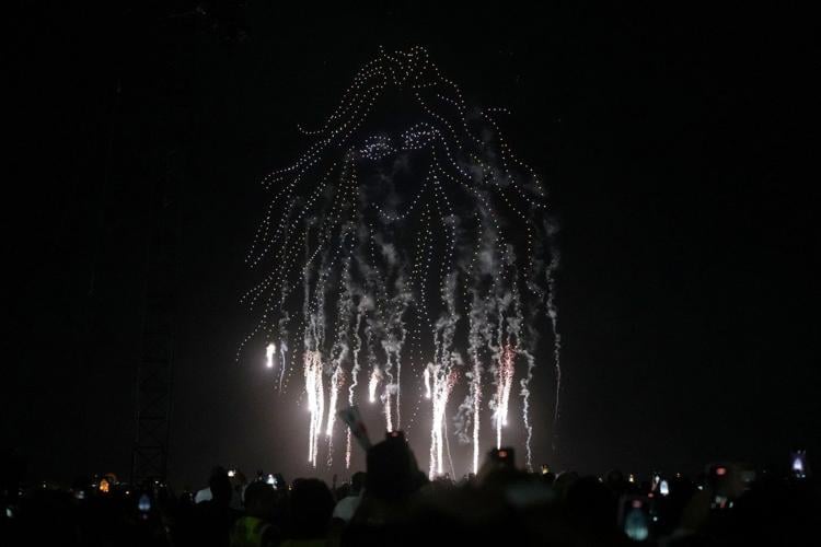 Shakira follows Madonna and Lady Gaga in giving a huge free concert on Copacabana Beach