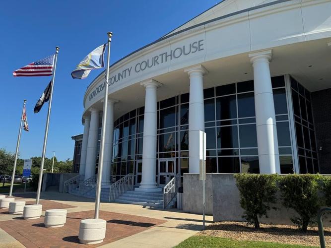 Judge allows bond for fired Florida deputy in fatal shooting of Black airman