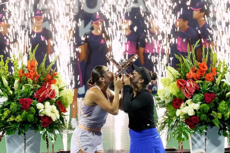 'An honour': Pegula beats Anisimova to claim second straight NBO women's title