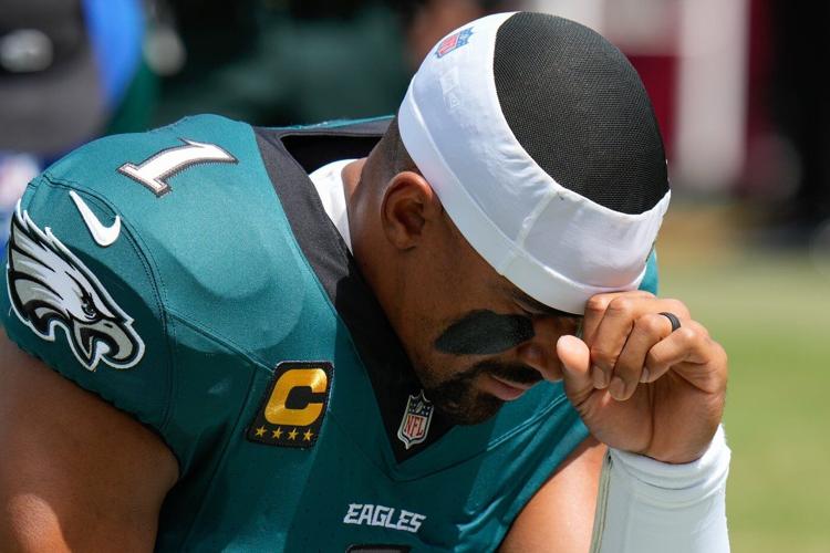 Eagles score another touchdown on special teams after a blocked punt against Bucs