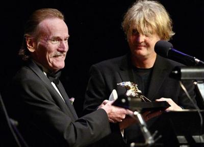 Cummings, Cochrane among musicians who say they'll play Lightfoot tribute: friend