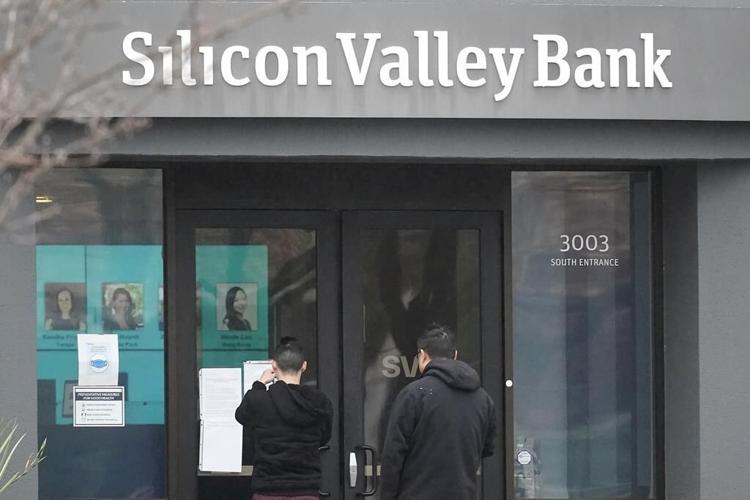 One of Silicon Valley's top banks fails; assets are seized