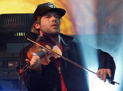 Alleged defamation: Cape Breton fiddler Ashley MacIsaac files lawsuit against Google