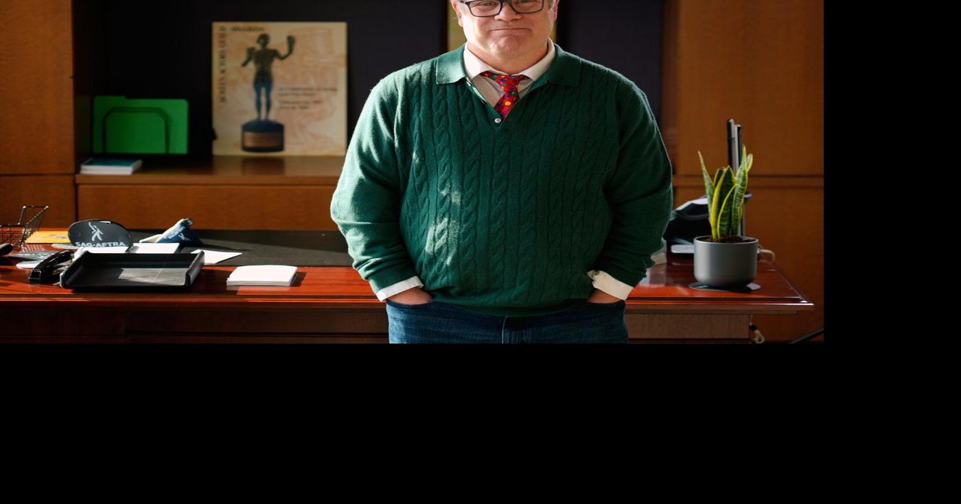 As head of the actors guild, Sean Astin brings a little Rudy, a little ...