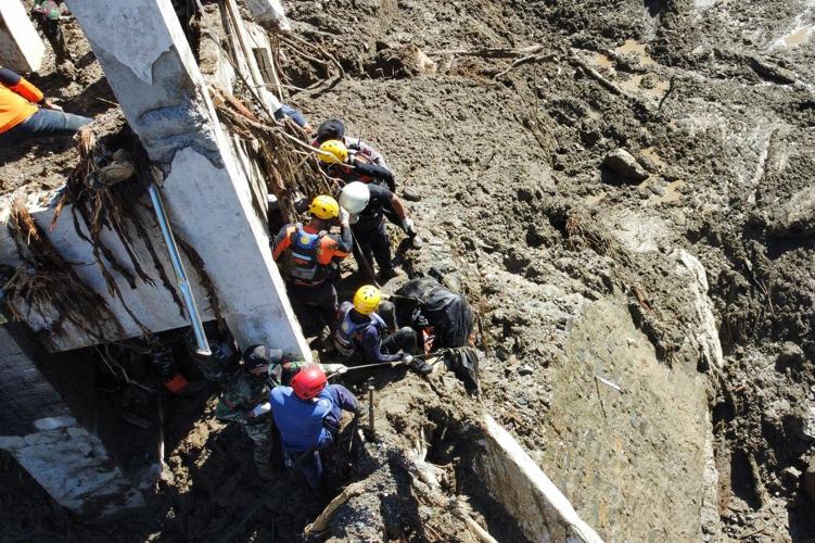 Flooding recovery efforts underway in Indonesia, Sri Lanka and Thailand as death tolls rise