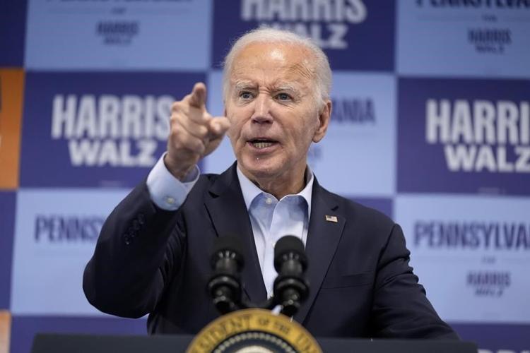 Harris says US faces a 'health care crisis' over abortion. A rally with Michelle Obama is up next
