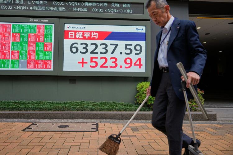 Asian shares are mixed and oil jumps 4% after Trump rejects Iran's response to ceasefire proposal