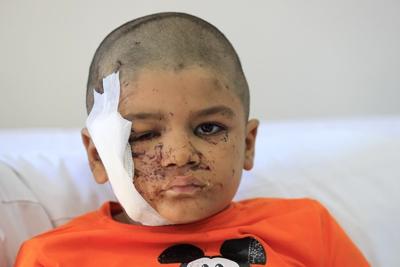 What obstacles stand in the way of an Israel-Hezbollah cease-fire?