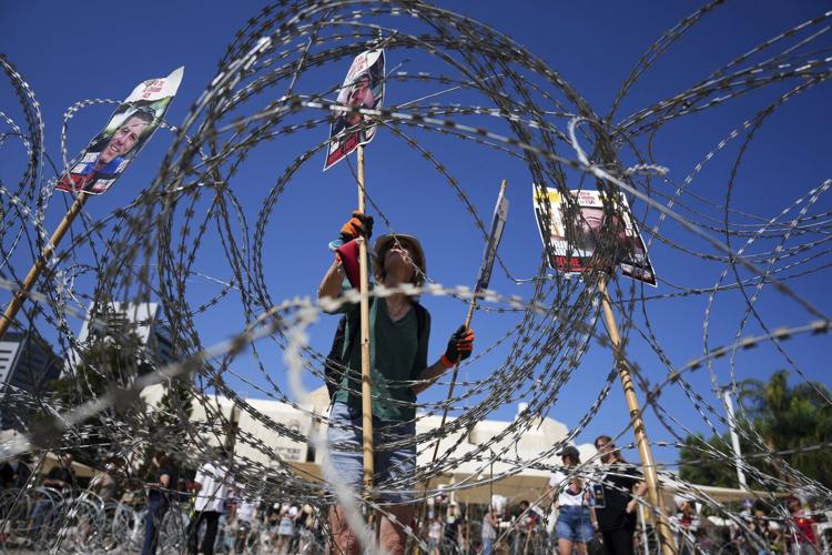 Israeli fire again kills Gaza aid-seekers as US envoy meets with hostages' families