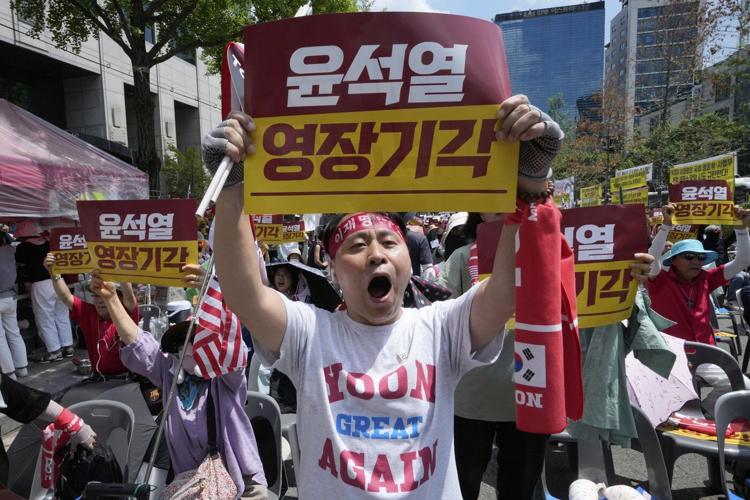 What ex-South Korean leader Yoon faces following his new arrest over martial law