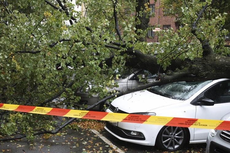 At least 1 person killed in Ireland as Storm Amy hits northern Europe with strong wind and rain