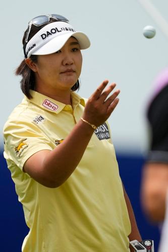 Haeran Ryu wins Women's PGA Championship for her first major title, Henderson ties for third