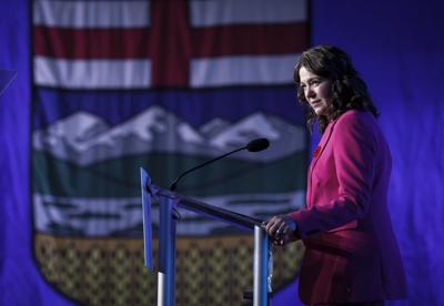 Alberta Premier Smith says passenger train system key to meeting tourism goals