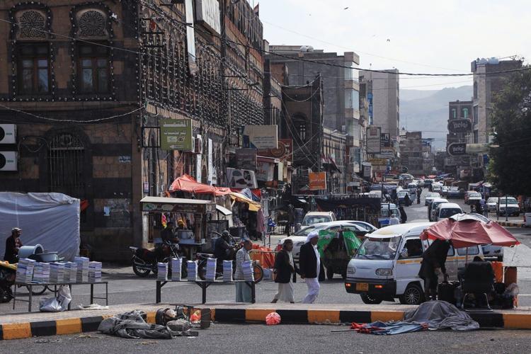 Houthi strikes set fire to Saudi oil sites and wound 73, plus other key Mideast news