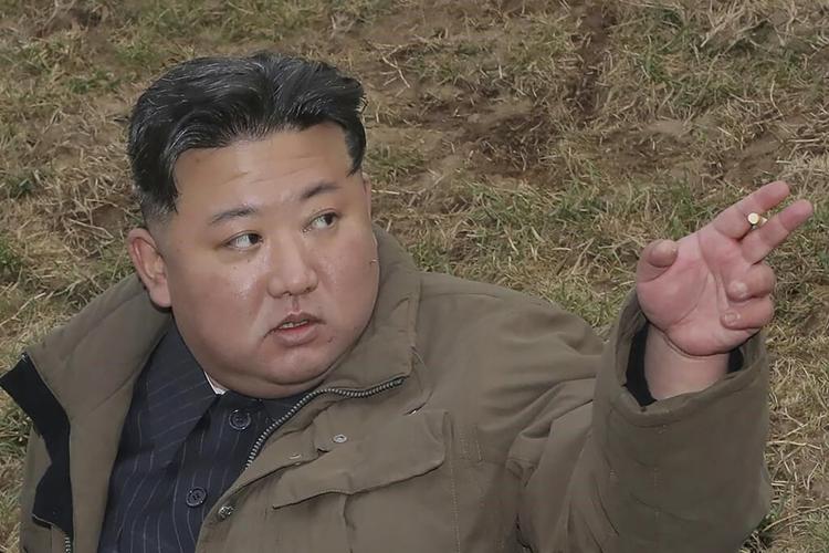 North Korea notifies neighboring Japan it plans to launch satellite in coming days
