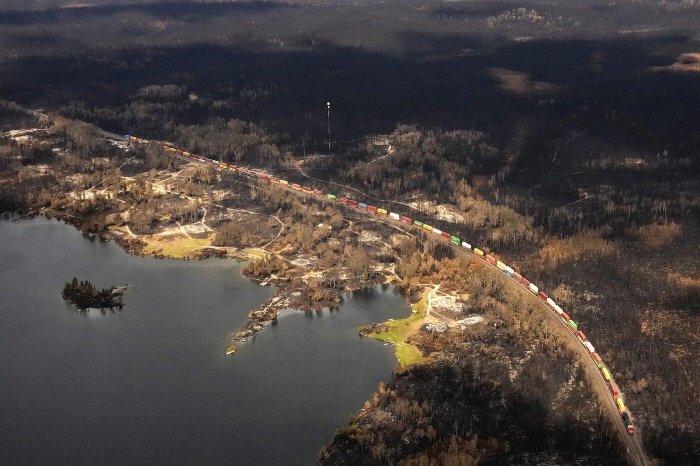 First Nations demand inquiry as Ontario wildfires scorch 7,250 km²