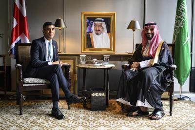 UK prime minister plans to meet with Saudi crown prince to discuss trade, defense cooperation