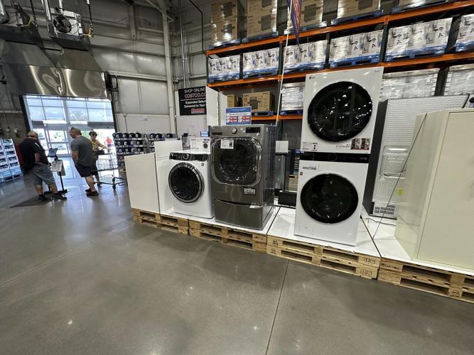 Prices in the US supply line before they hit consumers unexpectedly fell 0.1% in August