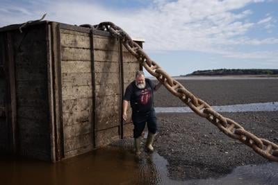 Tidal power junk: N.S. village wants huge, abandoned moorings moved from fishing area