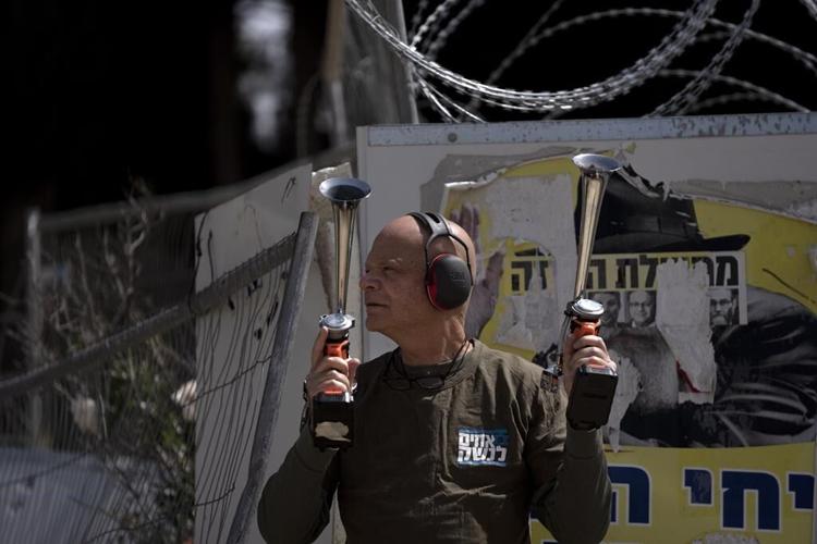 With its soldiers mired in Gaza, Israel fights a battle at home over drafting the ultra-Orthodox