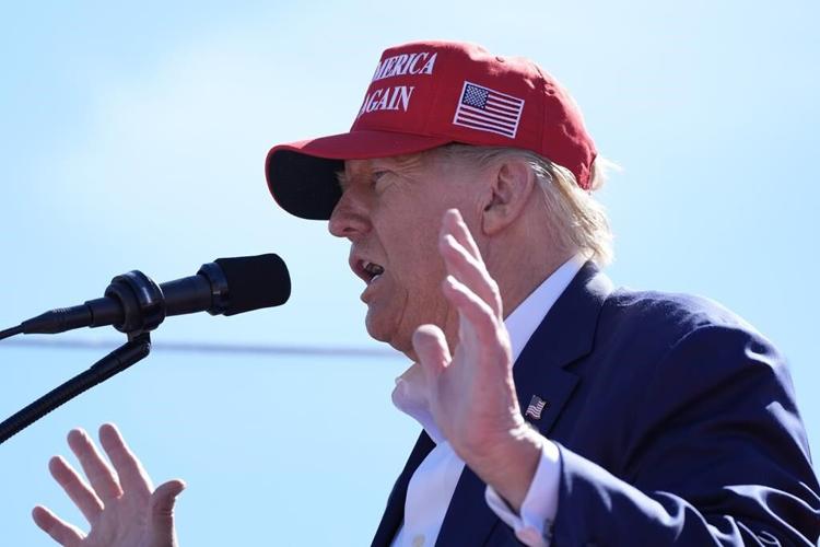 Trump falsely accuses immigrants in Ohio of abducting and eating pets