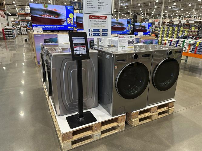 US consumer confidence improves slightly in July, but Americans remain concerned about tariffs