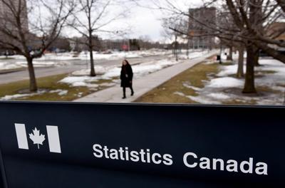 Economists see signs of inflation easing, despite annual rate holding steady