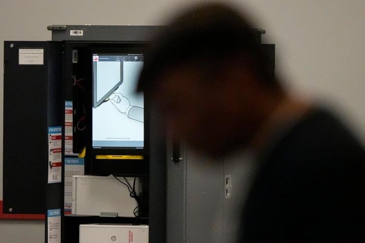 Georgia’s QR codes for counting votes will remain for midterms after lawmakers vote to delay a fix
