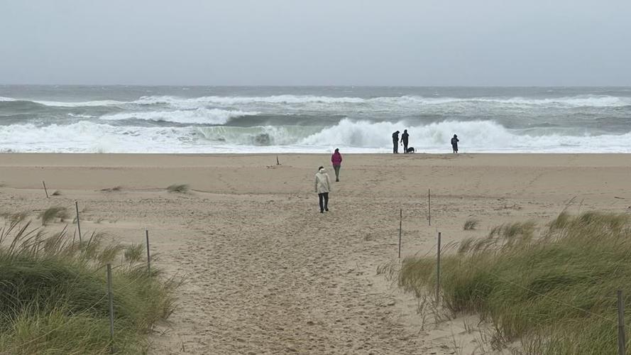 Enormous storm Lee lashes New England and Canada with wind, heavy rain, pounding surf