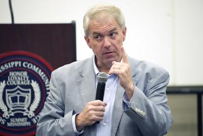 Democratic challenger raises more campaign cash than GOP incumbent in Mississippi governor's race