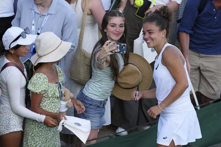 Want to see tennis stars like Carlos Alcaraz at Wimbledon's Centre Court for $20? Here's how