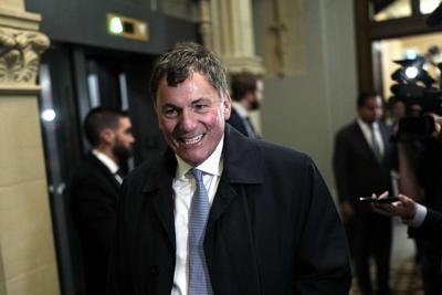 Carney's trade advisory group meets for 1st time, welcomes new member