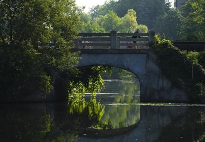 Heavy rain in Ottawa causes flooding, power outages and road closures