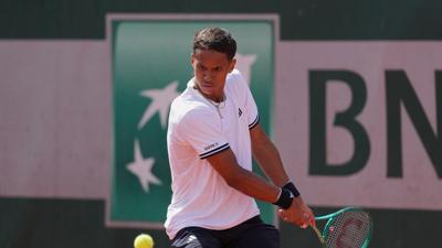 Canada's Diallo loses to Britain's Draper in Eastbourne Open quarterfinals