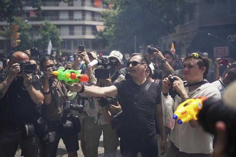 Spaniards packing water pistols blame impact of mass tourism for housing crunch