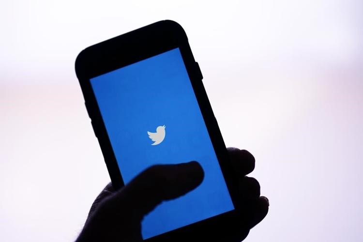 Journalist suspensions widen rift between Twitter and media