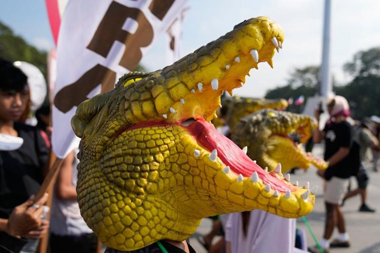 Thousands in Philippines protest corruption and demand return of stolen funds from flood projects