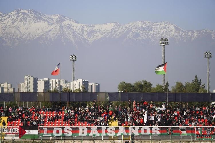 A Palestinian team in Chile offers soccer with a heavy dose of protest