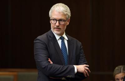 Lost RCMP memory key with informant details was offered for sale by criminals: report