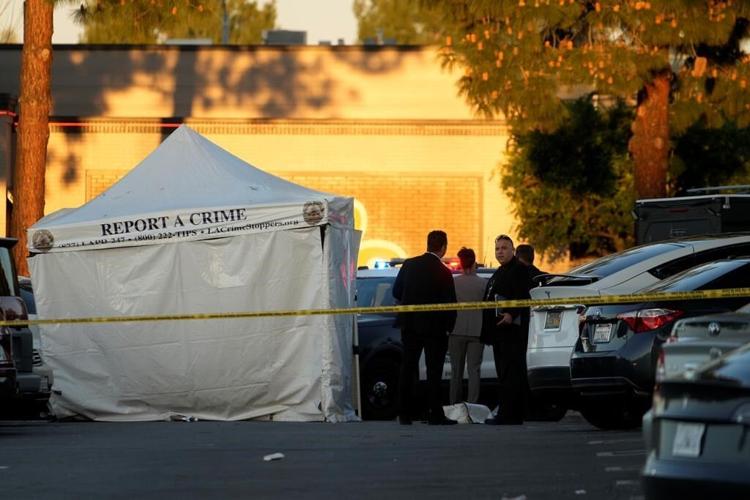 LA police: 1 dead, 3 wounded in shooting at shopping center
