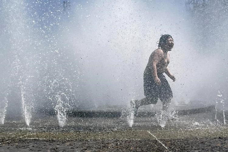 Unusually early heat wave in Pacific Northwest could break records